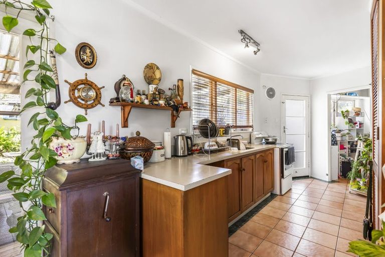 Photo of property in 2/30 Gibraltar Street, Howick, Auckland, 2014