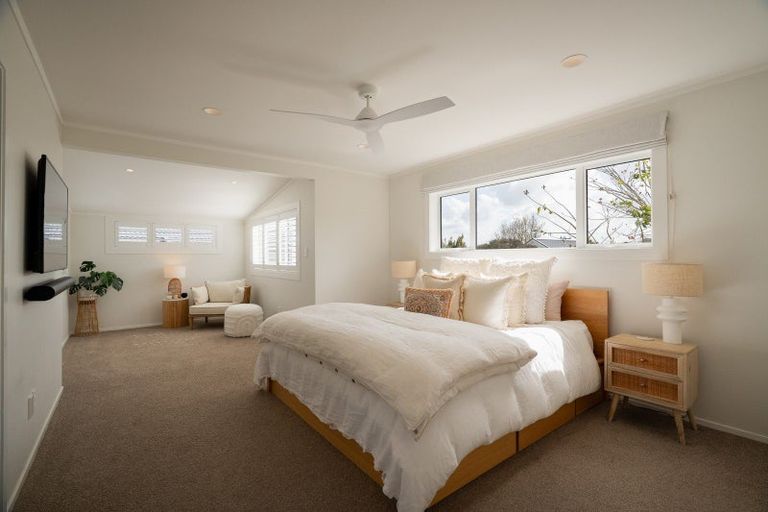 Photo of property in 2/6 Marsh Avenue, Forrest Hill, Auckland, 0620