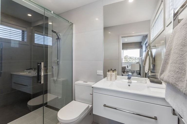 Photo of property in 66a Arran Road, Browns Bay, Auckland, 0630