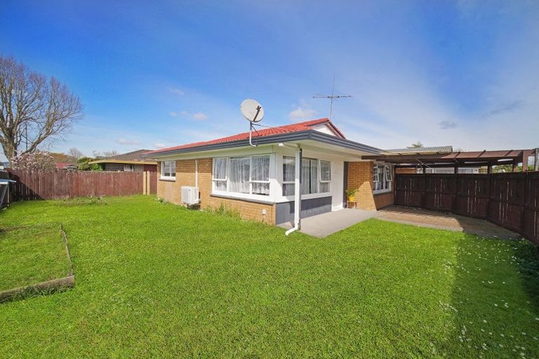Photo of property in 1/37 Great South Road, Papakura, Takanini, 2110