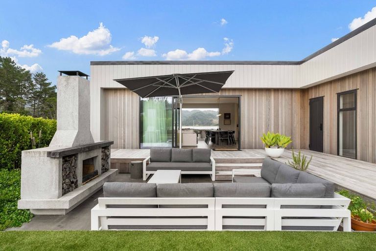 Photo of property in 34 North Ridge Drive, Pauanui, 3579