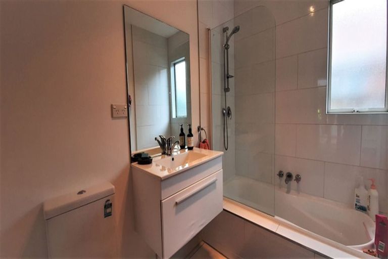 Photo of property in 13 Jennifer Street, Bryndwr, Christchurch, 8053