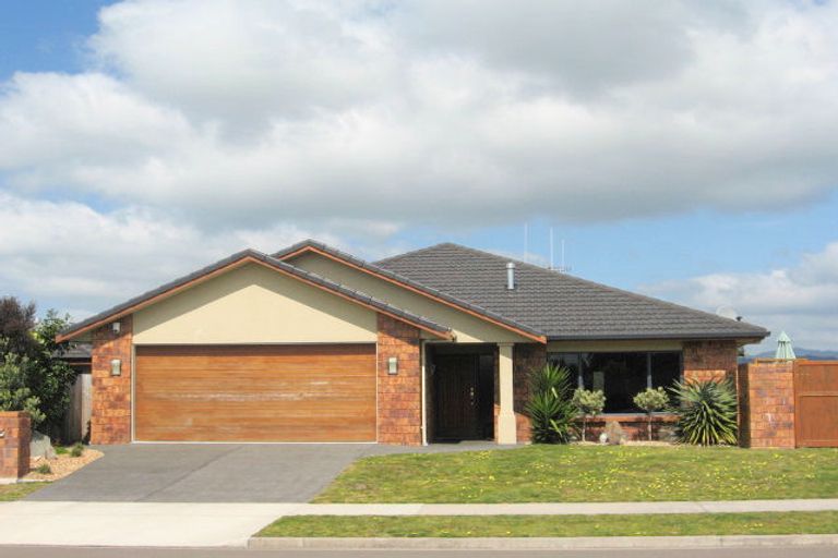 Photo of property in 47 Beachwater Drive, Papamoa Beach, Papamoa, 3118