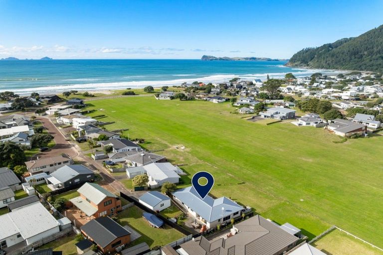 Photo of property in 16 Braddock Grove, Pauanui, Hikuai, 3579