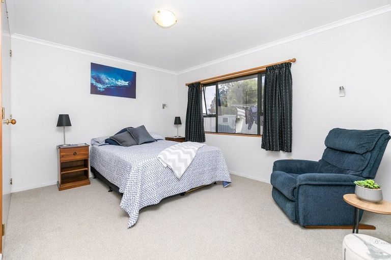 Photo of property in 64 Dixon Road, Glenview, Hamilton, 3206