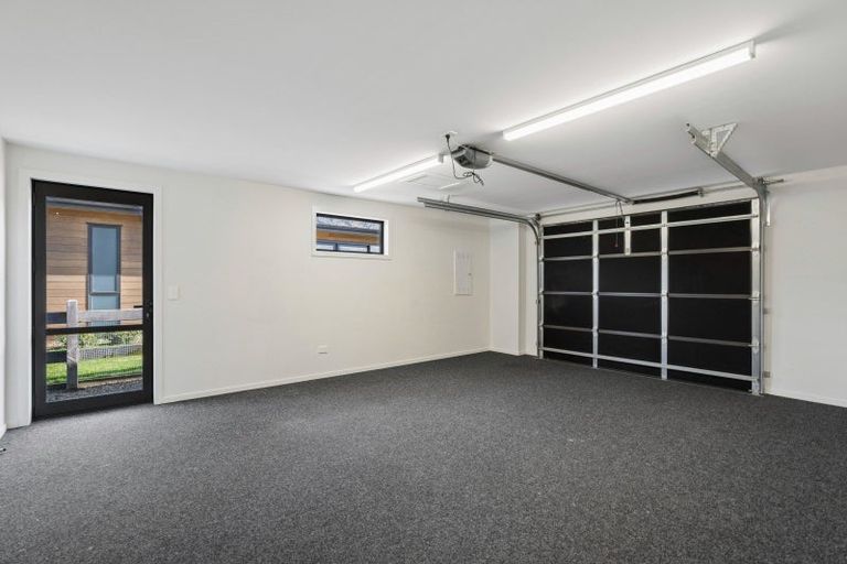 Photo of property in 5 Wallace Place, Wanaka, 9305