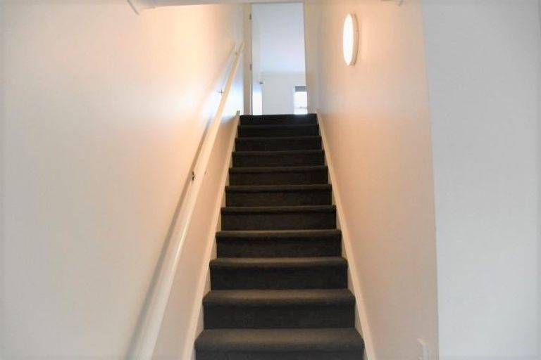 Photo of property in 4 Chiefs Court, Hamilton East, Hamilton, 3216