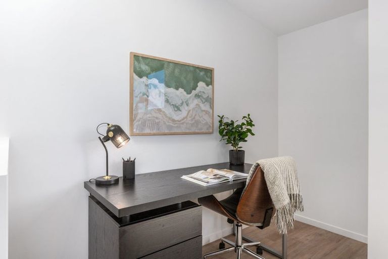 Photo of property in 7 Stockden Place, Karori, Wellington, 6012