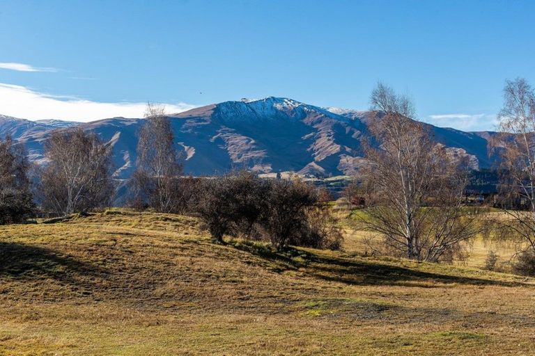 Photo of property in 5 Bendemeer Lane, Lake Hayes, Queenstown, 9371
