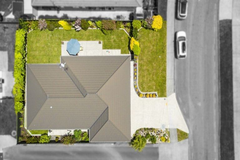 Photo of property in 34 Sunstone Crescent, Brown Owl, Upper Hutt, 5018