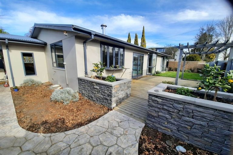 Photo of property in 21 Scotston Avenue, St Albans, Christchurch, 8052