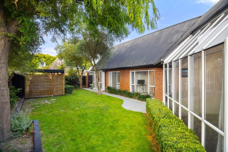 Photo of property in 1/28b Poulton Avenue, Richmond, Christchurch, 8013