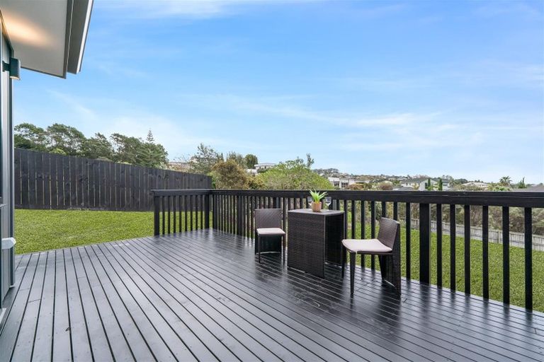 Photo of property in 22 Bella Vista Drive, Gulf Harbour, Whangaparaoa, 0930