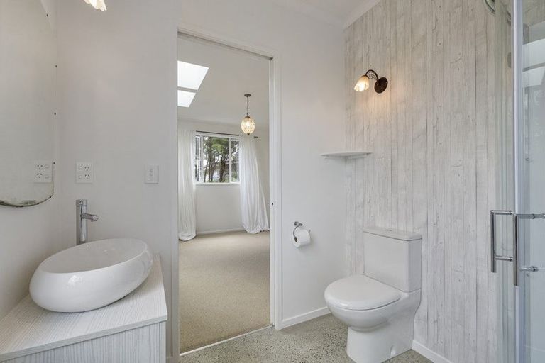 Photo of property in 8 Daphne Place, Mangawhai, 0505