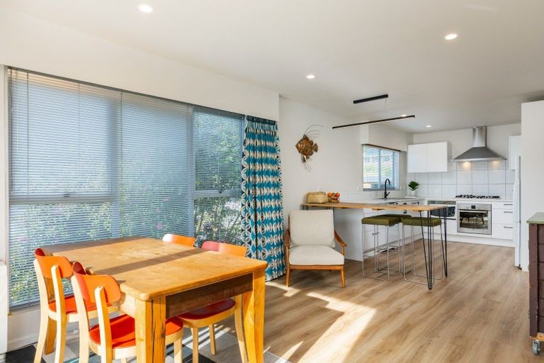 Photo of property in 9 Russell Street, Picton, 7220