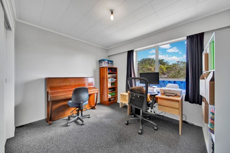 Photo of property in 312 Tukapa Street, Hurdon, New Plymouth, 4310