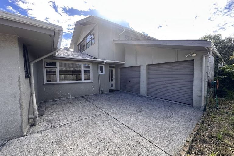 Photo of property in 176 Withells Road, Avonhead, Christchurch, 8042