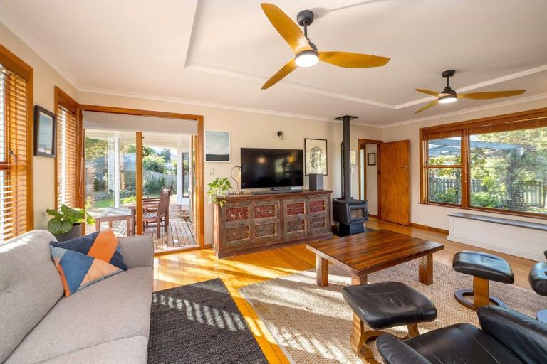 Photo of property in 9 Card Crescent, Featherston, 5710