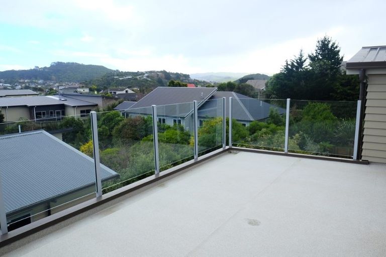 Photo of property in 1/42b James Cook Drive, Whitby, Porirua, 5024