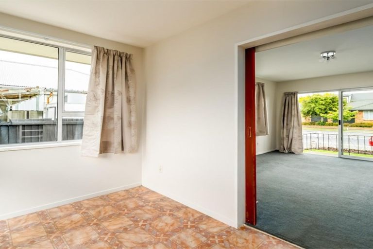 Photo of property in 1/82 Saint Martins Road, Saint Martins, Christchurch, 8022