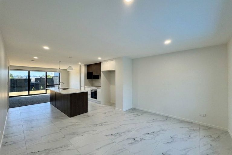 Photo of property in 18 Paapaakiri Loop, Takanini, 2112