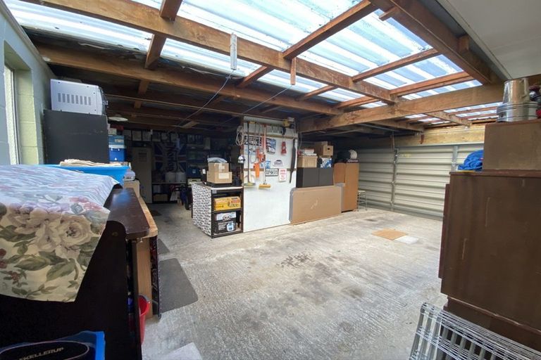 Photo of property in 22d High Street, Eltham, 4322