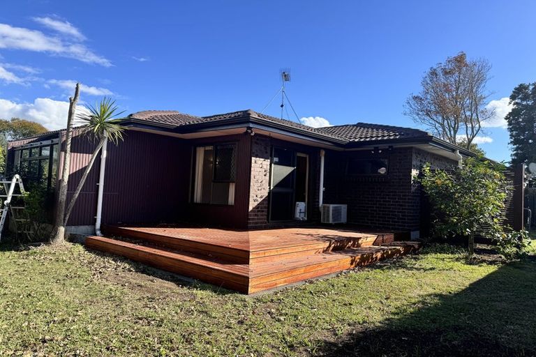 Photo of property in 1/82 Stanniland Street, Sunnyhills, Auckland, 2010