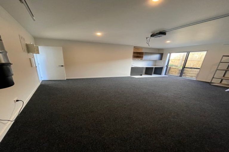 Photo of property in 4 Celestial Crescent, Orewa, 0931