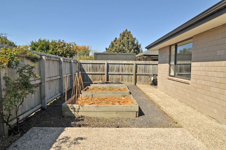 Photo of property in 7 Kura Place, Mosgiel, 9024