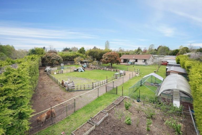 Photo of property in 35 Chinnerys Road, Woodend, 7610