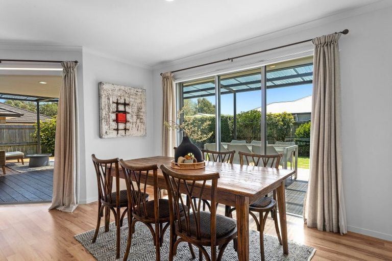 Photo of property in 15 Dawn Parade, Coastlands, Whakatane, 3120