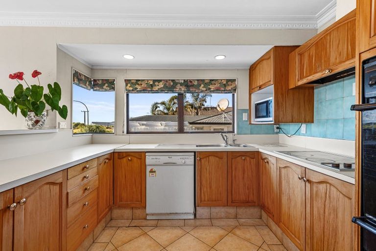 Photo of property in 816 Papamoa Beach Road, Papamoa Beach, Papamoa, 3118