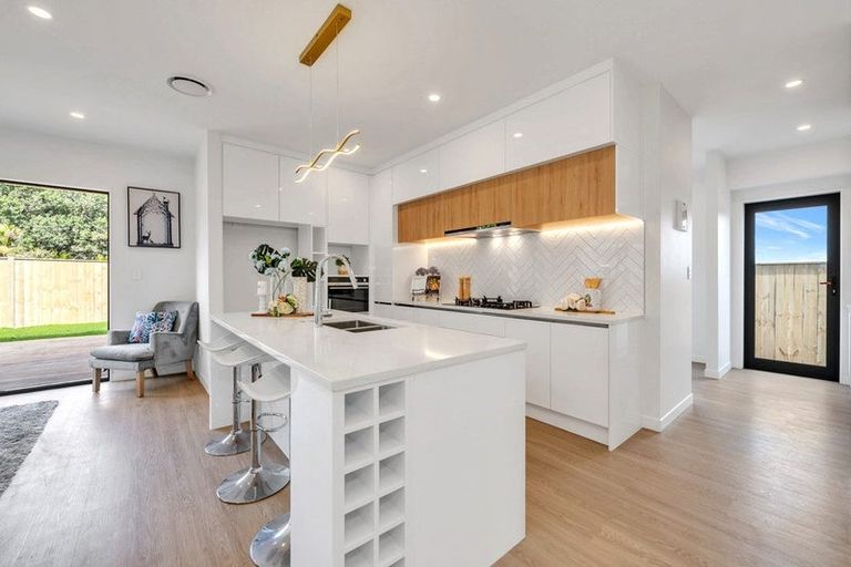 Photo of property in 10 Hughs Way, Flat Bush, Auckland, 2019