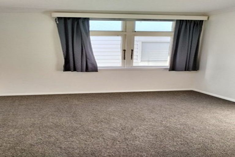 Photo of property in 12 Seddon Street, Wallaceville, Upper Hutt, 5018