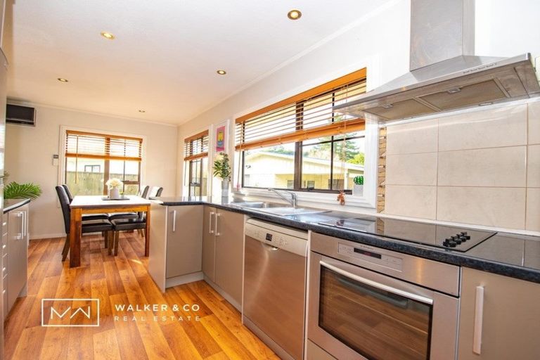 Photo of property in 172 Akatarawa Road, Birchville, Upper Hutt, 5018