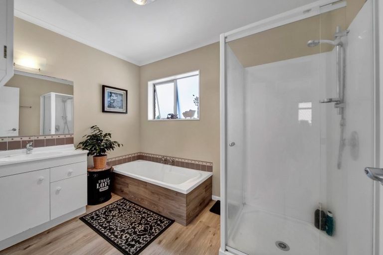 Photo of property in 84 Oranga Street, Westown, New Plymouth, 4310