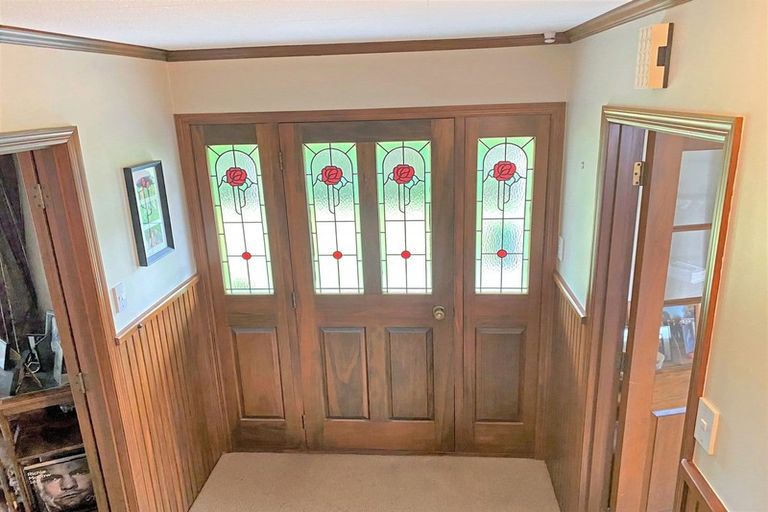 Photo of property in 3 Maclaurin Street, Dannevirke, 4930