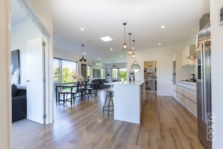 Photo of property in 30 Jelas Drive, Riverhead, 0820