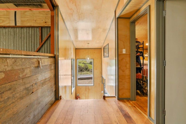 Photo of property in 1633 Harbour Road, Owhiro, Oparau, 3886