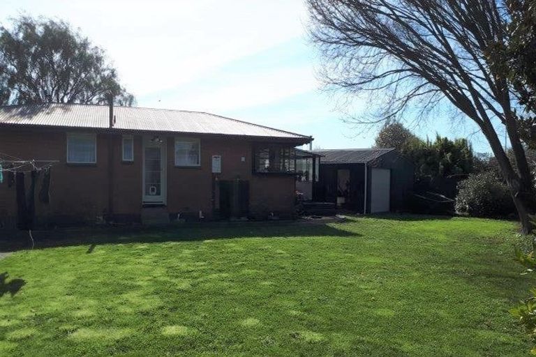 Photo of property in 8 Lomond Place, Woolston, Christchurch, 8062