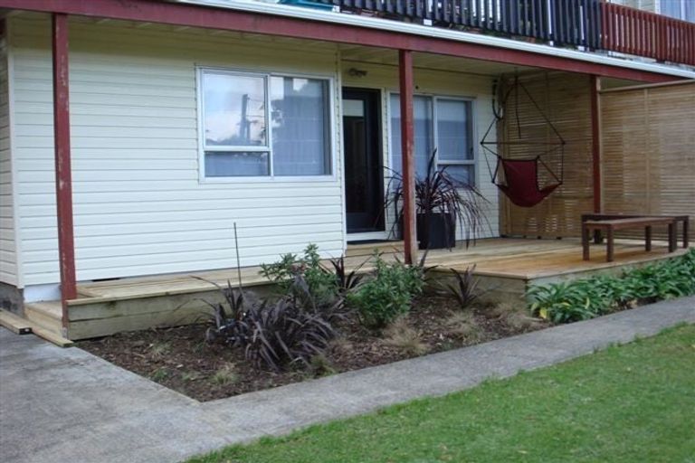 Photo of property in 1/49 Maungaraki Road, Korokoro, Lower Hutt, 5012