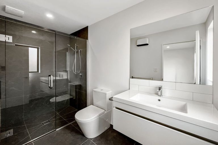 Photo of property in 35 Bill Hammond Drive, Belfast, Christchurch, 8051