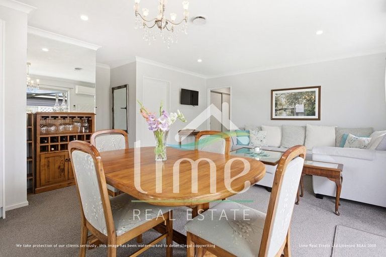 Photo of property in 16 Batchelor Place, Kaiapoi, 7630