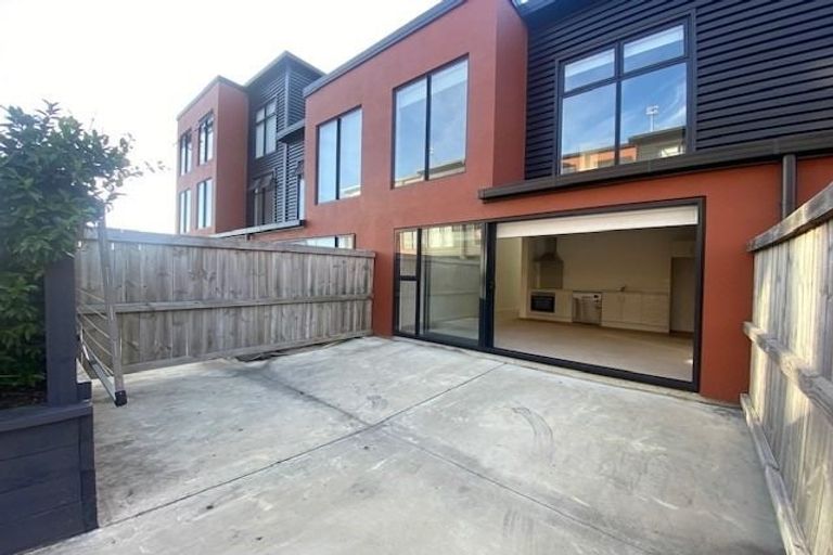 Photo of property in 31/17 Owens Place, Mount Maunganui, 3116