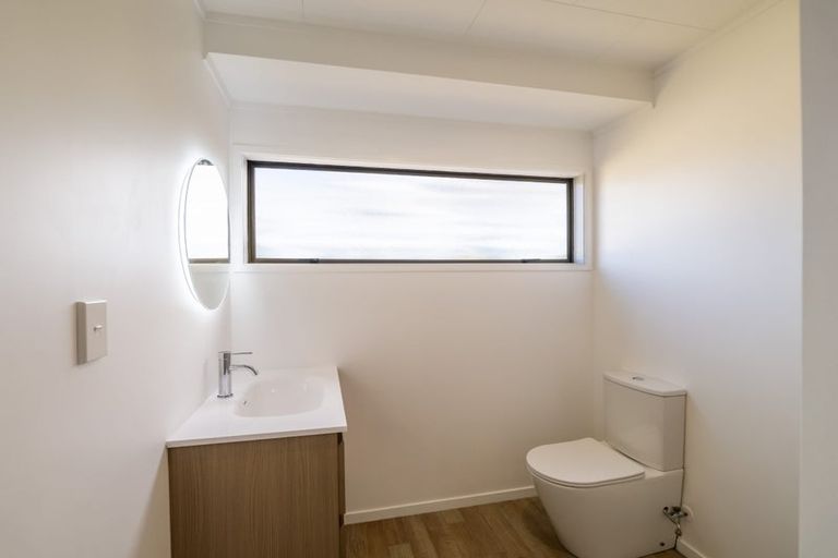 Photo of property in 99 Rosario Crescent, Red Beach, 0932