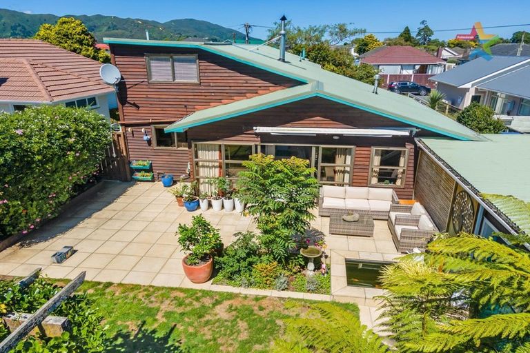 Photo of property in 27 Holyoake Crescent, Avalon, Lower Hutt, 5011