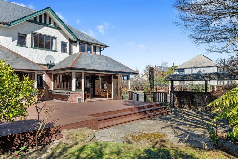 Photo of property in 283 Papanui Road, Merivale, Christchurch, 8052