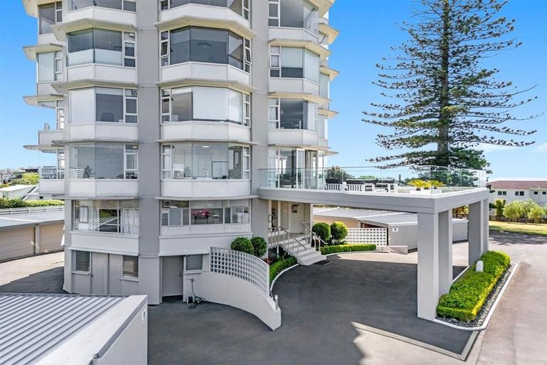 Photo of property in 1/90 Kitchener Road, Milford, Auckland, 0620