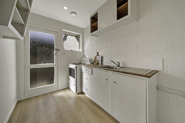 Photo of property in 3/53 Grenville Street, Waltham, Christchurch, 8011