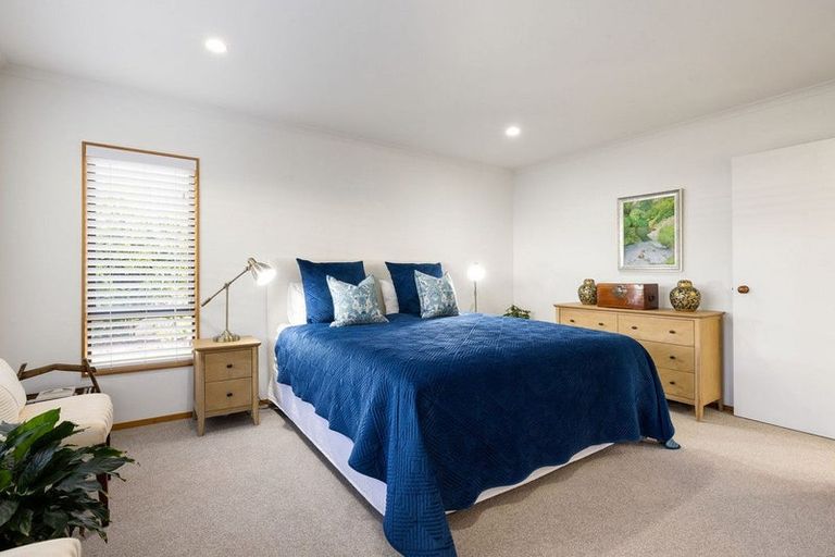 Photo of property in 71 Taylor Street, Cambridge, 3434